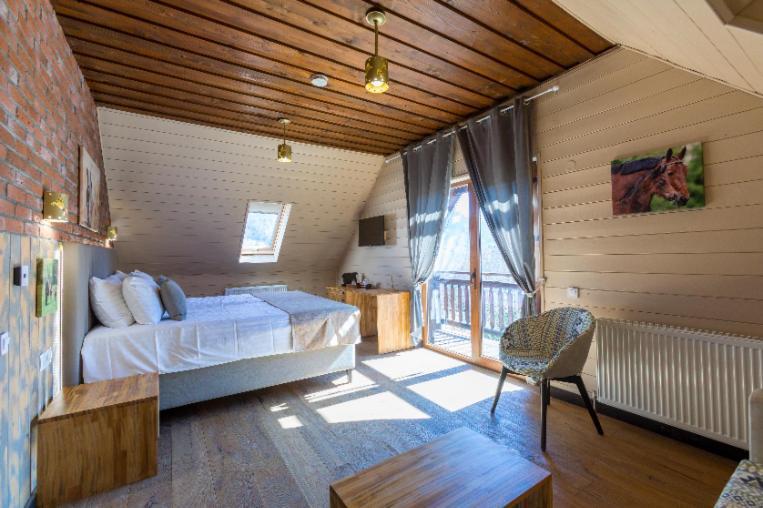 Hotel Maggie'S Ranch Rîşnov Exterior foto